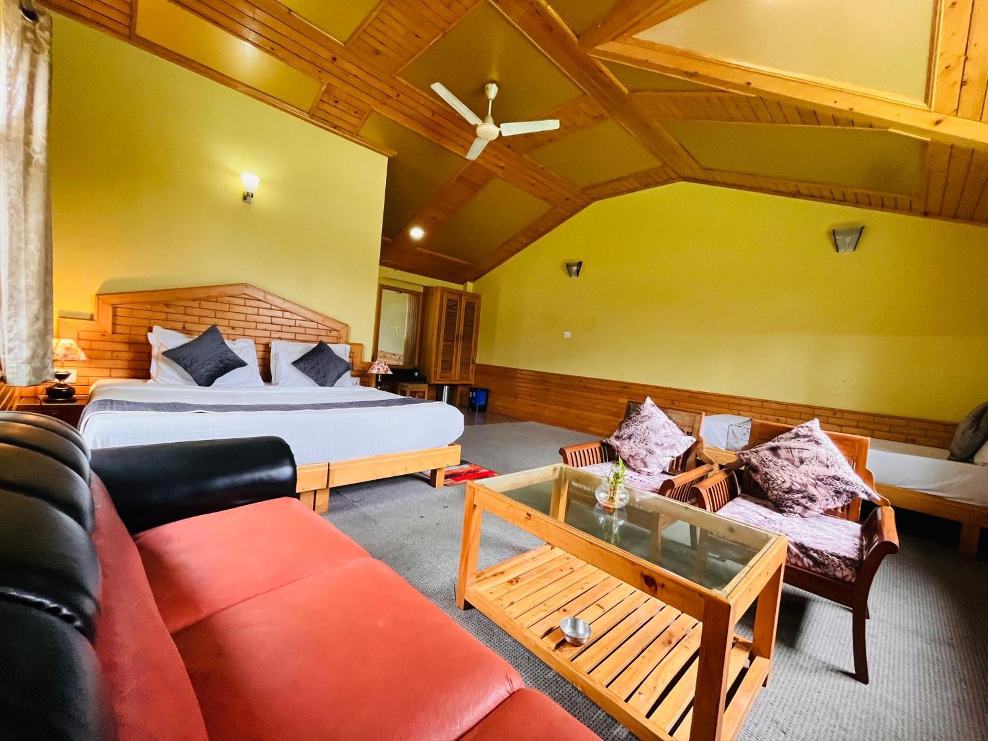 Snow Clad Riverview Hotel & Resort, Manali Exterior foto